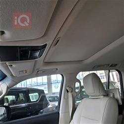 تۆیۆتا لاند کروزەر